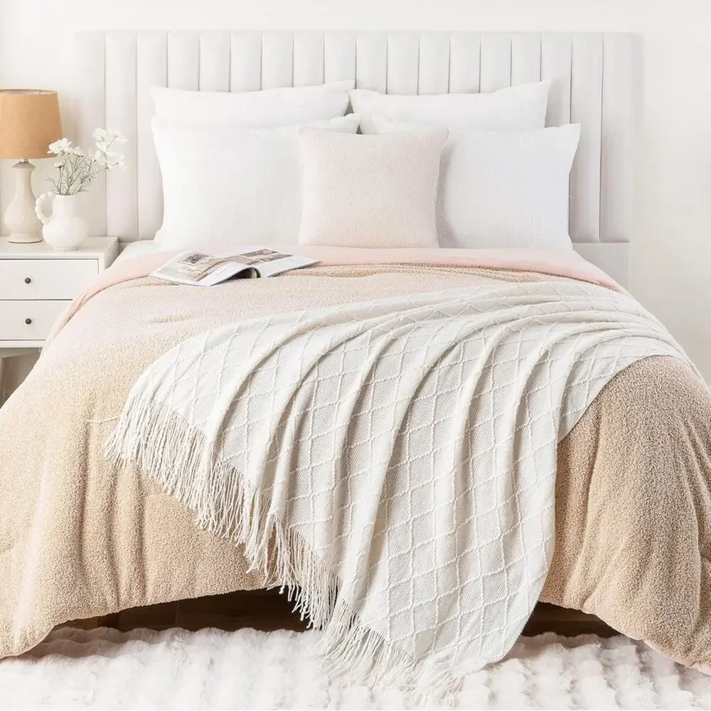 2 BEDSURE TARGET White Ivory Jacquard Weave Knitted Tassel Fringe Blanket Throw